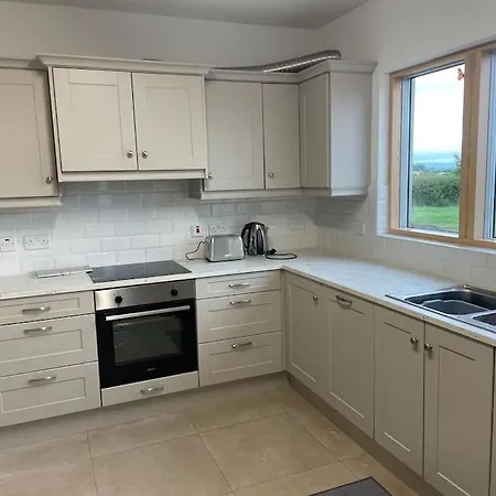 Alderton Carlow