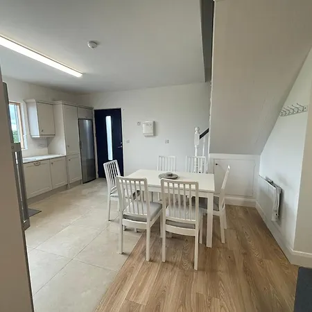 Alderton * カーロー