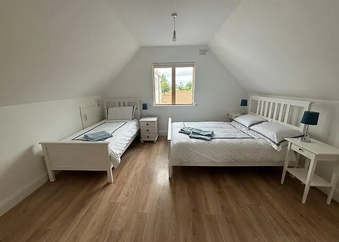 Alderton 度假居 *